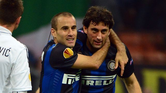 Milito quiere convencer a Palacio y a Romero para que vengan a Racing