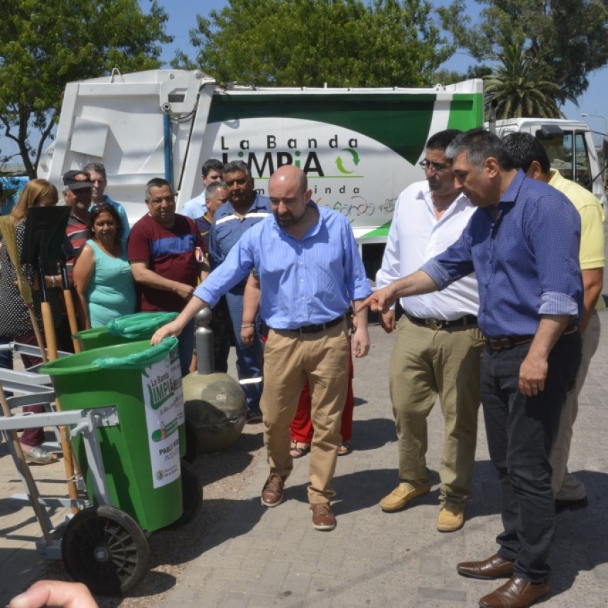 El municipio refuerza las tareas de higiene en todos los barrios bande&ntilde;os