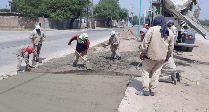 El municipio intensifica el mejoramiento de calles en la ciudad de La Banda 