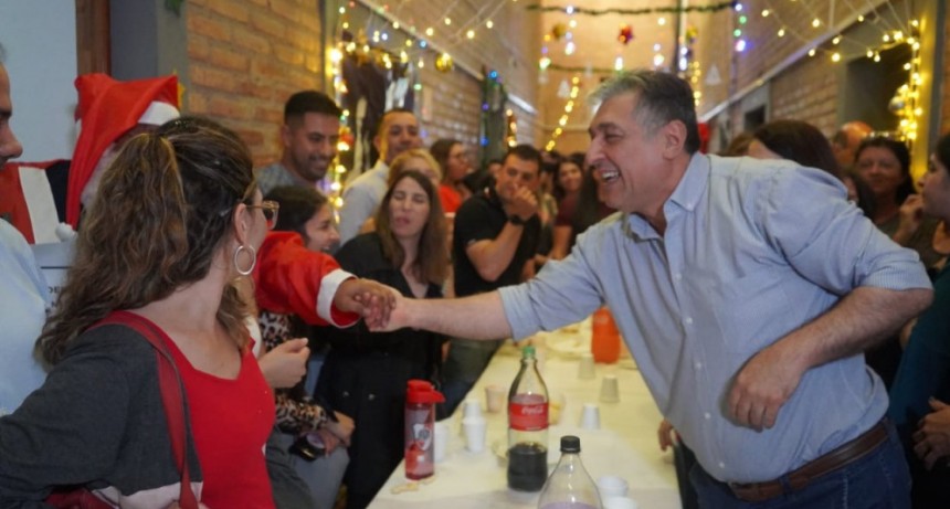 El intendente Roger E. Nediani agasaj&oacute; a empleados municipales con un  brindis navide&ntilde;o