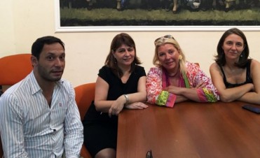 Otra vez se diferencia Carri&oacute;: apoy&oacute; a Bevacqua y pidi&oacute; que echen a Todesca del Indec