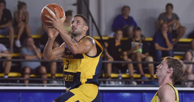 Boca le gan&oacute; sobre el final a Obras