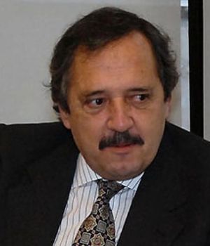 Alfons&iacute;n: "Estar&iacute;a en la marcha de Camioneros si no formara parte de Cambiemos"
