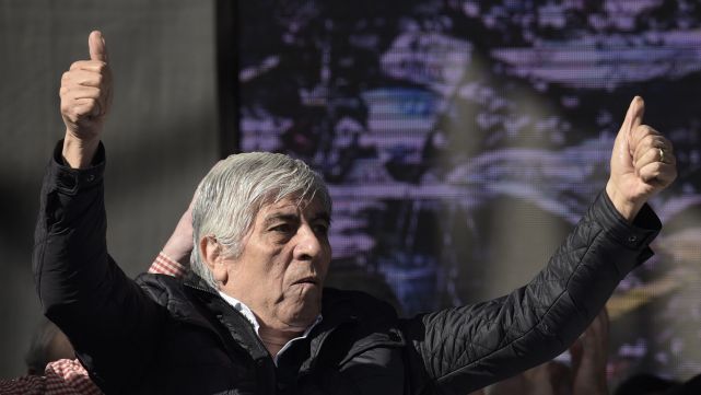 Se viene la pulseada de la Rosada con Moyano