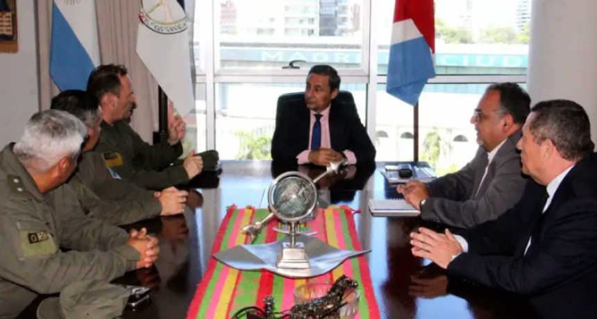 El vicegobernador recibi&oacute; al nuevo comandante mayor de la Regi&oacute;n IV de Gendarmer&iacute;a Nacional