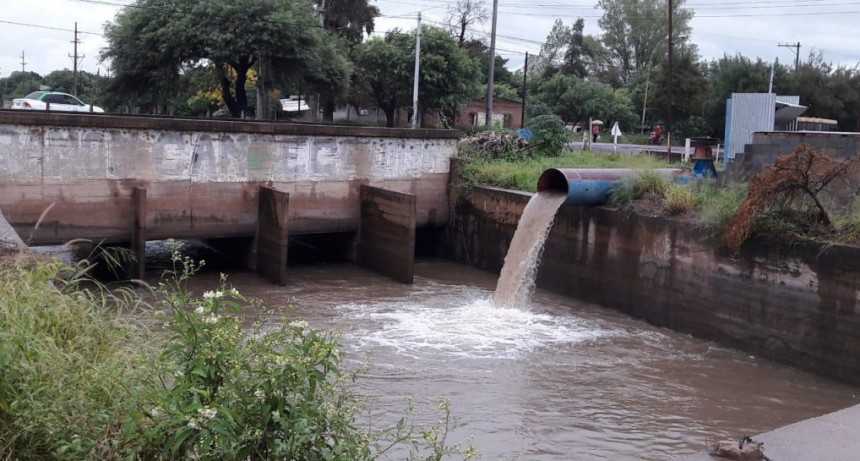 El Comit&eacute; de Emergencia Municipal trabaj&oacute; intensamente para asistir a los afectados por la lluvia
