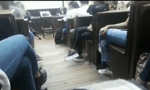 Alumna de la UBA interrumpi&oacute; clase y escrach&oacute; a profesor por acoso