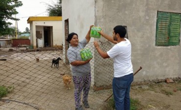La Direcci&oacute;n de la Juventud reparti&oacute; gaseosas en barrios bande&ntilde;os
