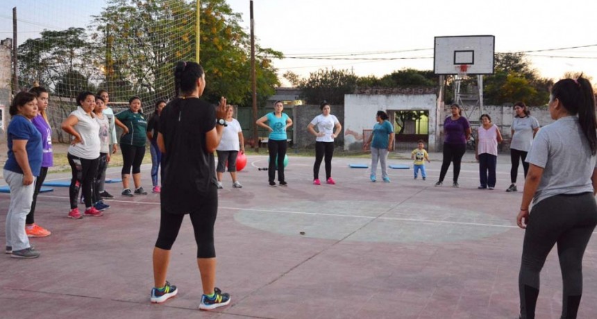 Gran aceptaci&oacute;n de los talleres y clases municipales en el Club Villa Uni&oacute;n