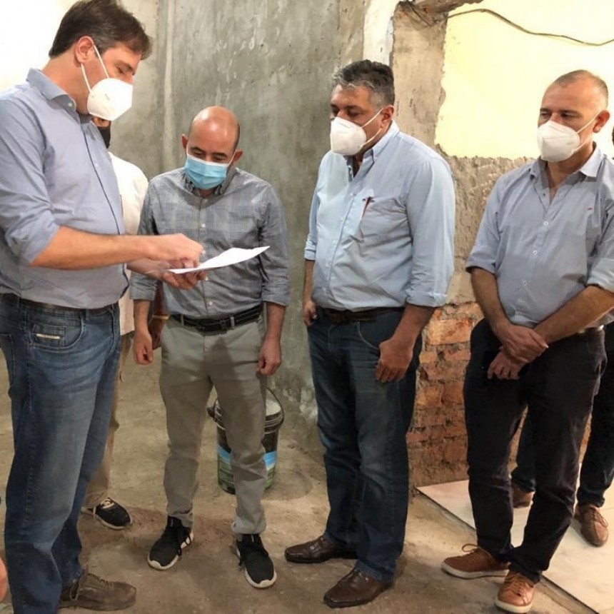 El intendente Mirolo visit&oacute; la obra del nuevo CAMM en el barrio Avenida