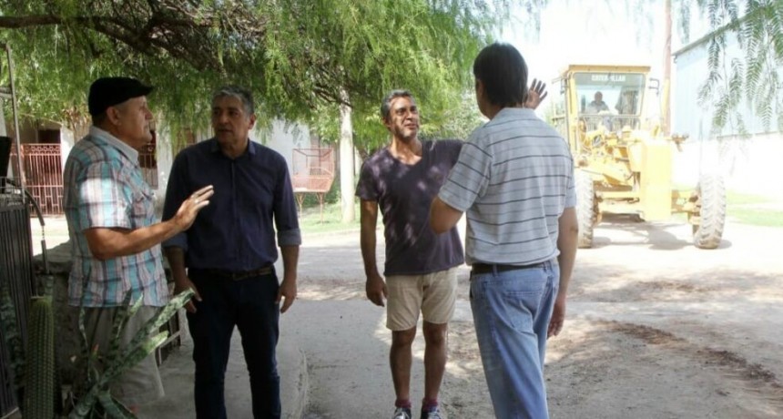 OBRAS P&Uacute;BLICAS TRABAJA EN DIFERENTES SECTORES DE LA BANDA