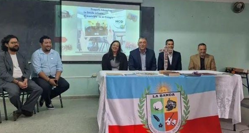 El intendente Nediani present&oacute; el programa &ldquo;El Municipio y el Concejo en tu Escuela&rdquo; 