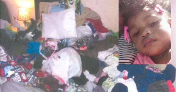 Hallan a beba muerta debajo de ropa y basura en su casa