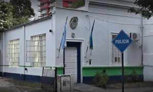 "Me golpeaba y me obligaba a hacerle sexo oral frente a mis hijos"