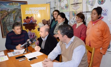 El intendente Mirolo hizo el lanzamiento del Programa Municipal &ldquo;Emprendiendo sue&ntilde;os&rdquo;