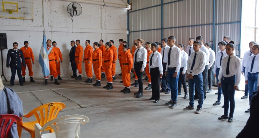  Con un emotivo acto se celebr&oacute; el &ldquo;D&iacute;a Nacional del Bombero&rdquo; en La Banda