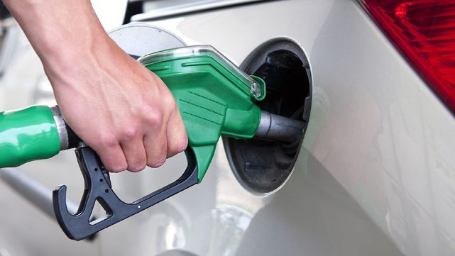Aumentan hasta un 5% las naftas y gasoils