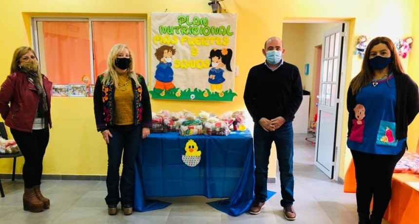 EL INTENDENTE PABLO MIROLO PARTICIP&Oacute; DE LA ENTREGA DEL PLAN NUTRICIONAL PARA JARDINES DE INFANTES