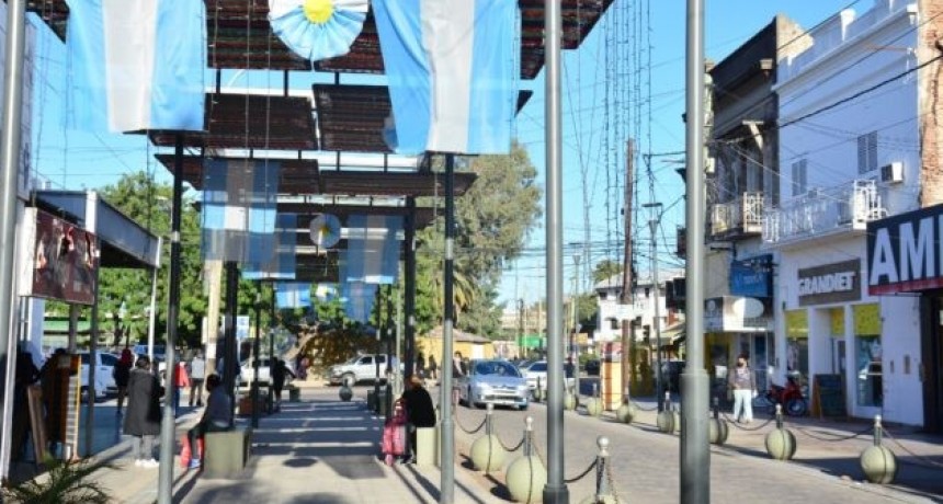 Intendente Nediani acompa&ntilde;&oacute; las actividades previas al d&iacute;a de la Revoluci&oacute;n de Mayo