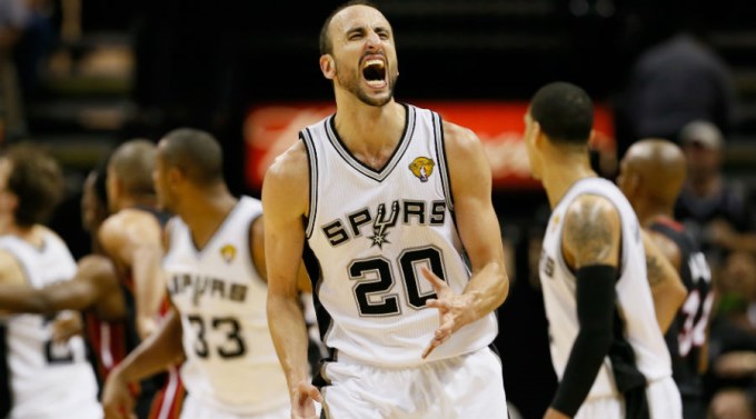 Sigue la magia: Gin&oacute;bili firm&oacute; un a&ntilde;o m&aacute;s en los Spurs