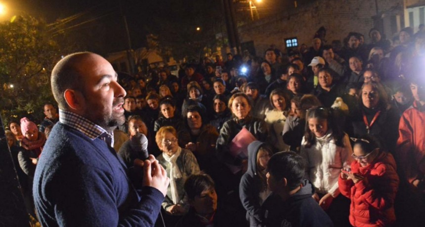 Mirolo y Nediani recibieron el apoyo de los vecinos en Villa Uni&oacute;n y Villa Griselda