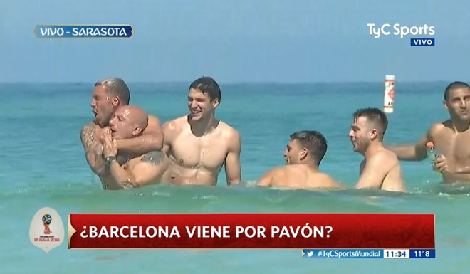 &iquest;A qui&eacute;n ahog&oacute; Tevez?