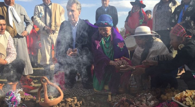 Macri convoc&oacute; a "seguir por el mismo camino"