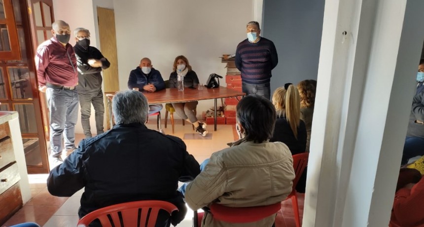  Mirolo llev&oacute; su propuesta pol&iacute;tica de "Hay Alternativa" a la ciudad de A&ntilde;atuya