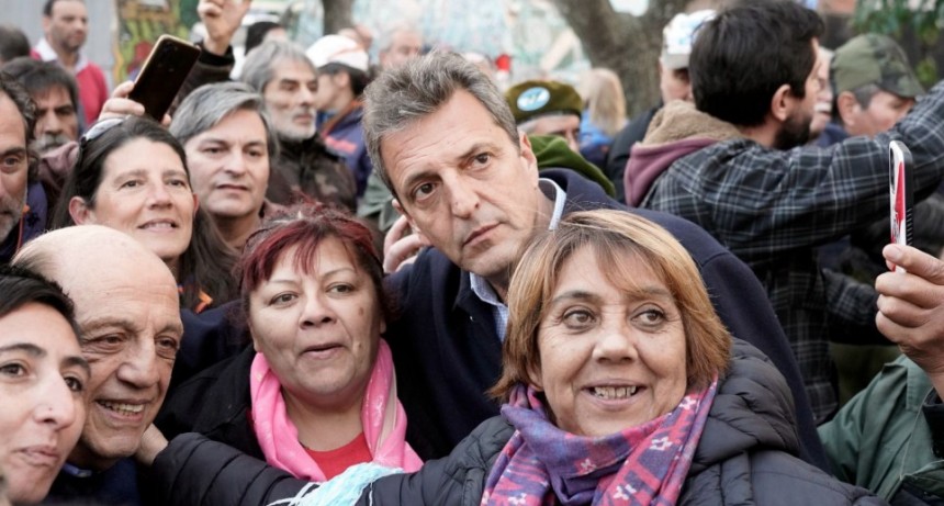 Defender la inversi&oacute;n en el cuidado de las infancias, el eje de Massa con familias en Berazategui