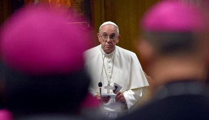 Desquiciado quiso llegar hasta el Papa con su auto