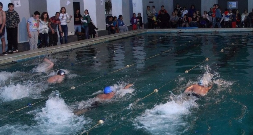  El municipio organiza un torneo de nataci&oacute;n entre escuelas de toda la provincia