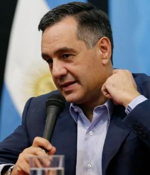 Despu&eacute;s del susto, dieron de alta al ministro Finocchiaro