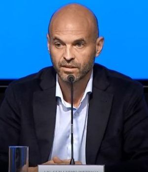 Para el Gobierno la salida de Luis Caputo "no es sorpresa"