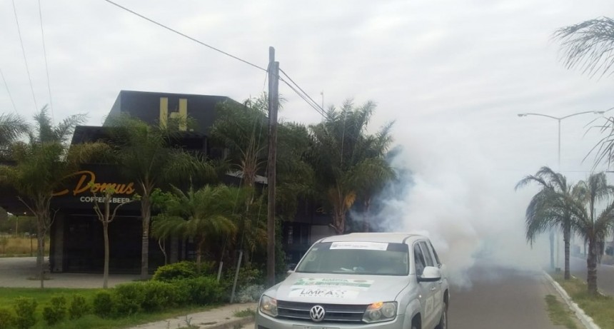 Contin&uacute;a la campa&ntilde;a &ldquo;Todos contra el dengue" en los barrios bande&ntilde;os