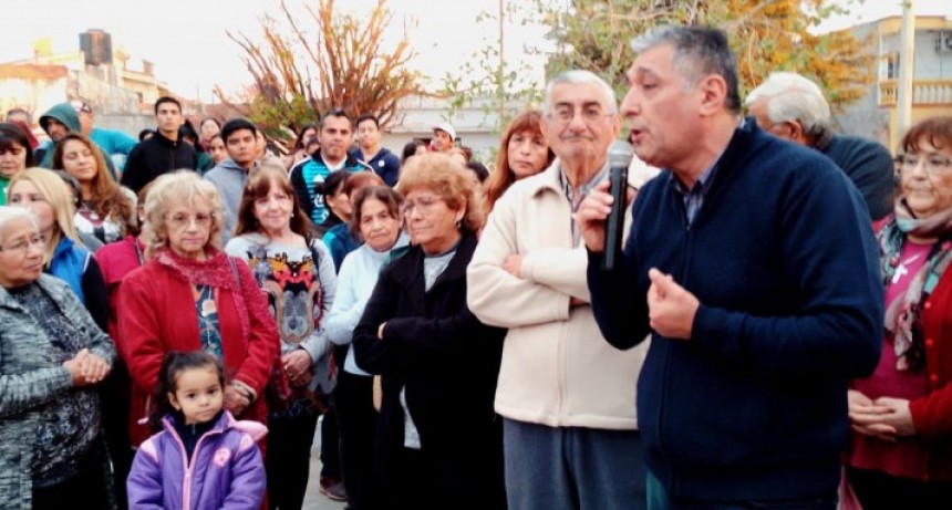 Nediani habilit&oacute; una nueva obra de pavimentaci&oacute;n en el barrio Bajo de V&eacute;rtiz