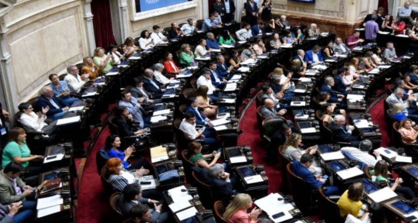 LA COMISI&Oacute;N DE DEFENSA NACIONAL AVAL&Oacute; VARIAS INICIATIVAS DE DECLARACI&Oacute;N Y RESOLUCI&Oacute;N