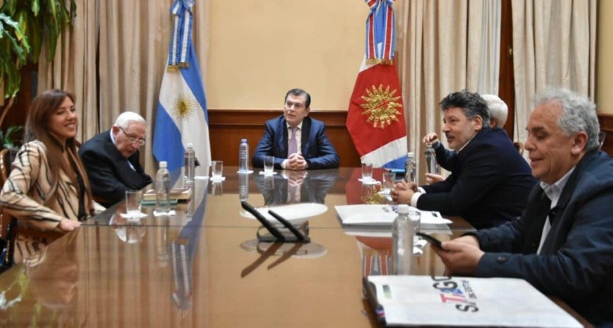 Zamora recibi&oacute; a De Lella, Monz&oacute;n y Men&eacute;ndez para celebrar la decisi&oacute;n del Papa Francisco