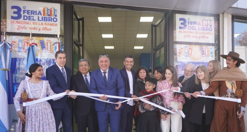  El intendente Nediani inaugur&oacute; la &ldquo;3&ordf; Edici&oacute;n de la Feria del Libro Municipal&rdquo;