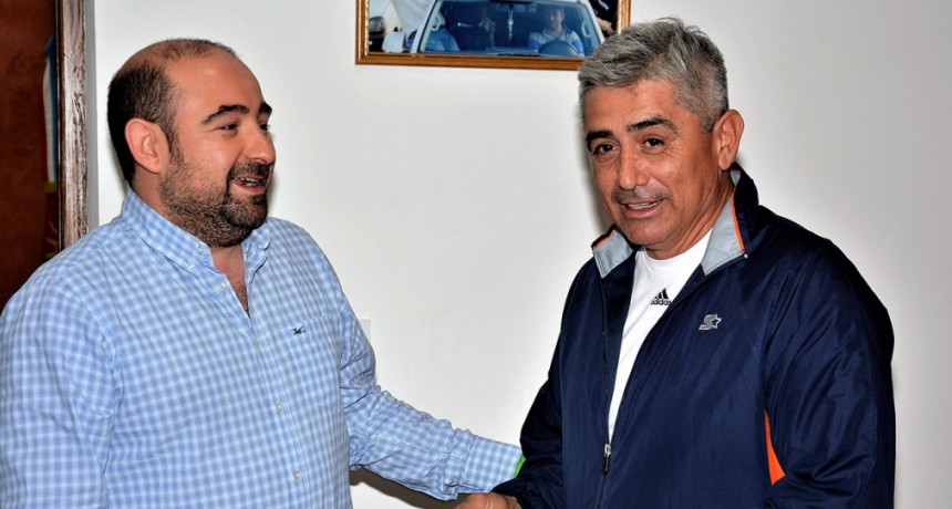  El municipio brind&oacute; ayuda a los chicos de la Escuela de F&uacute;tbol Infantil del Club Sarmiento