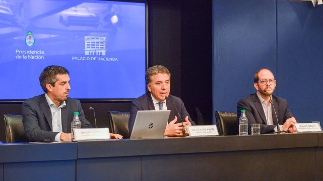 "Garantizamos a los argentinos que no vamos a tener una nueva crisis"