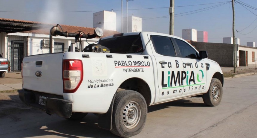  La comuna refuerza los trabajos de fumigaci&oacute;n en los barrios*   