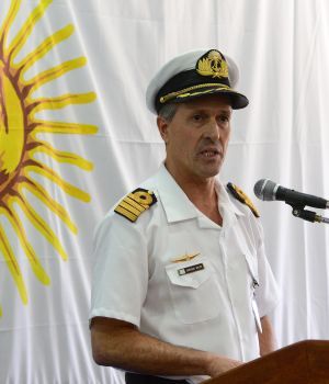"No descartamos nada, todav&iacute;a no sabemos d&oacute;nde est&aacute; el submarino"