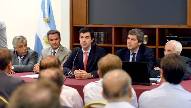 Urtubey propone una Tasa de Inspecci&oacute;n Municipal &uacute;nica en todo el pa&iacute;s