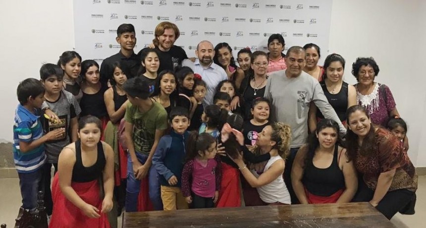Mirolo destac&oacute; el trabajo cultural y social de la Academia de Danzas Folcl&oacute;ricas de Sauce Bajada
