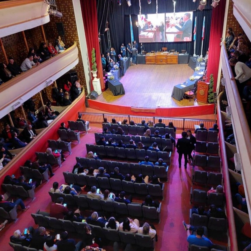 ASUMIERON VICEINTENDENTE, CONCEJALES Y DEFENSORA DEL PUEBLO ELECTOS EN AGOSTO PASADO