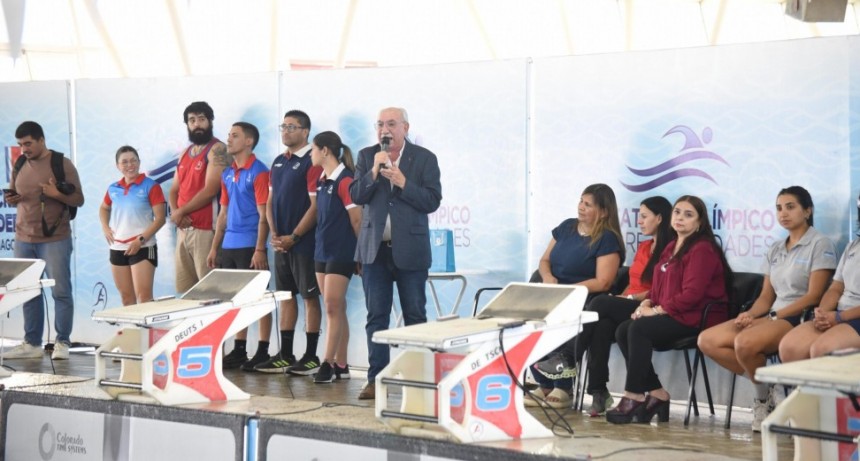 Se realiz&oacute; la apertura oficial del Torneo Primavera de Nataci&oacute;n 2025 en el Natatorio Madre de Ciudades