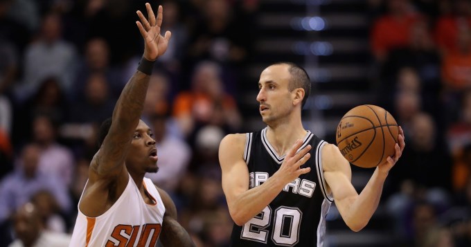 Gran aporte de Gin&oacute;bili en otra victoria de los Spurs
