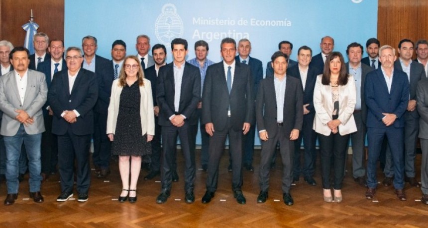 Zamora junto a otros gobernadores refuerzan la cooperaci&oacute;n con firmas de convenios y compromisos