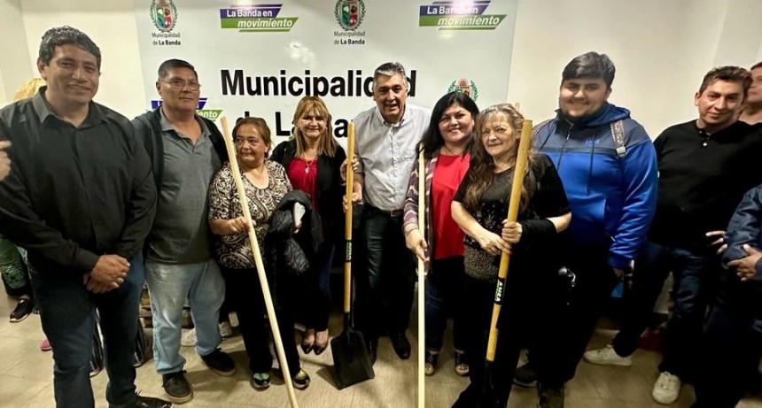 El intendente Roger Nediani entreg&oacute; herramientas a vecinos del Central Argentino 