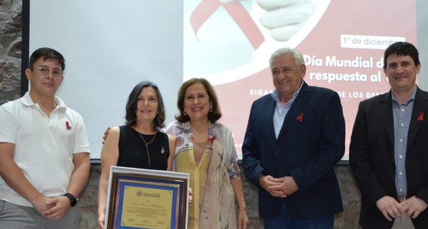 Salud conmemor&oacute; el D&iacute;a Mundial de la Respuesta al VIH y reconoci&oacute; la trayectoria de la Dra. Luc&iacute;a Abdulajad